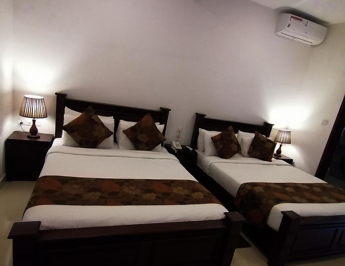 Hotel Bamiyan Kandy Bagian luar foto