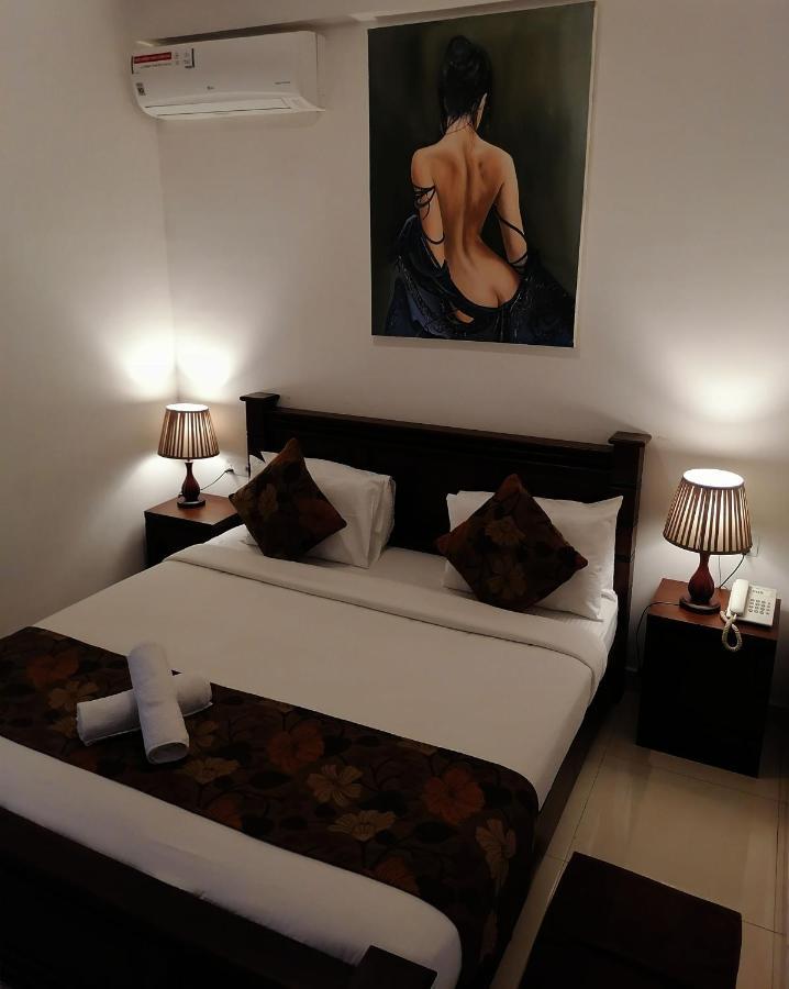 Hotel Bamiyan Kandy Bagian luar foto