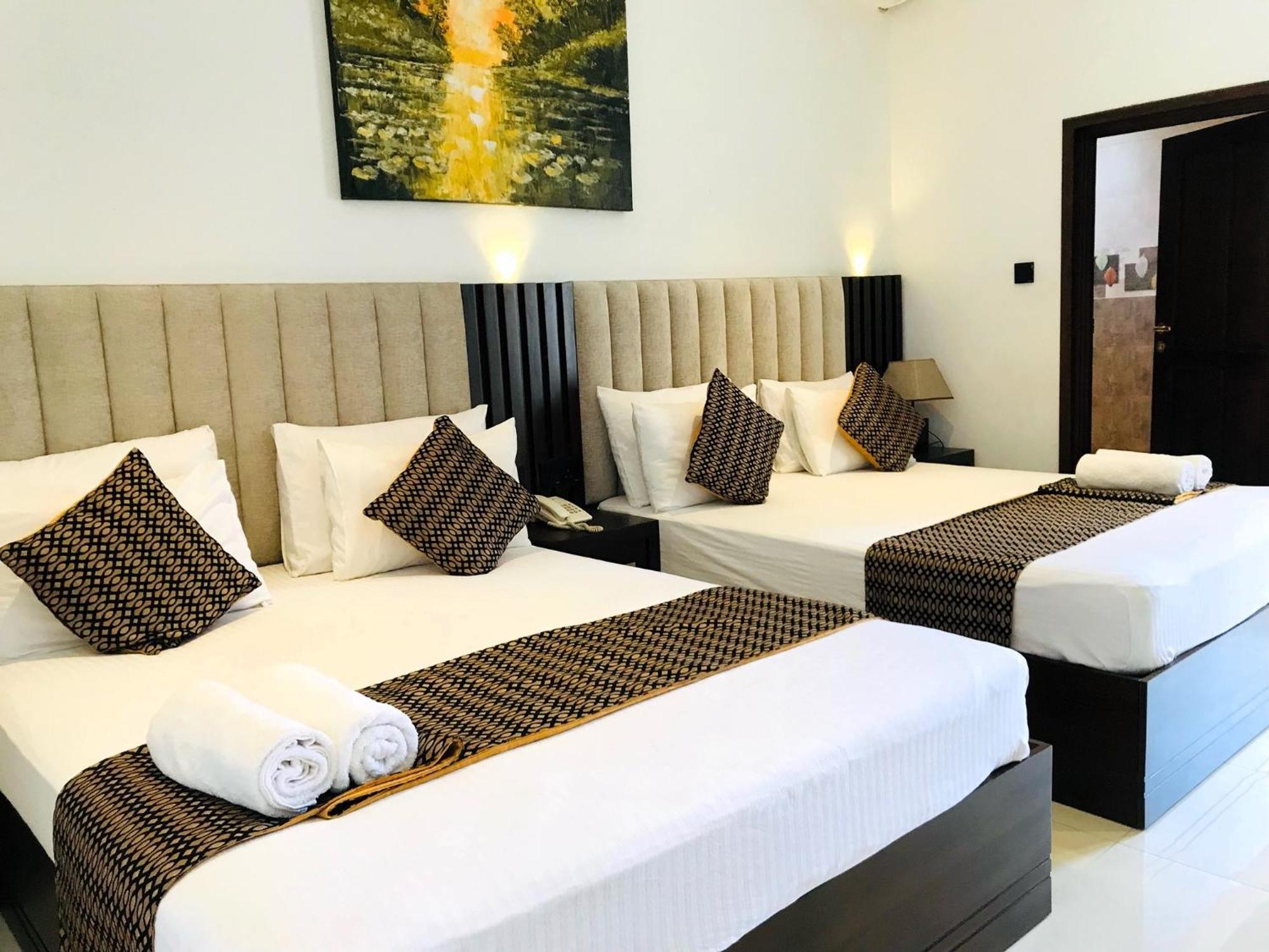 Hotel Bamiyan Kandy Bagian luar foto