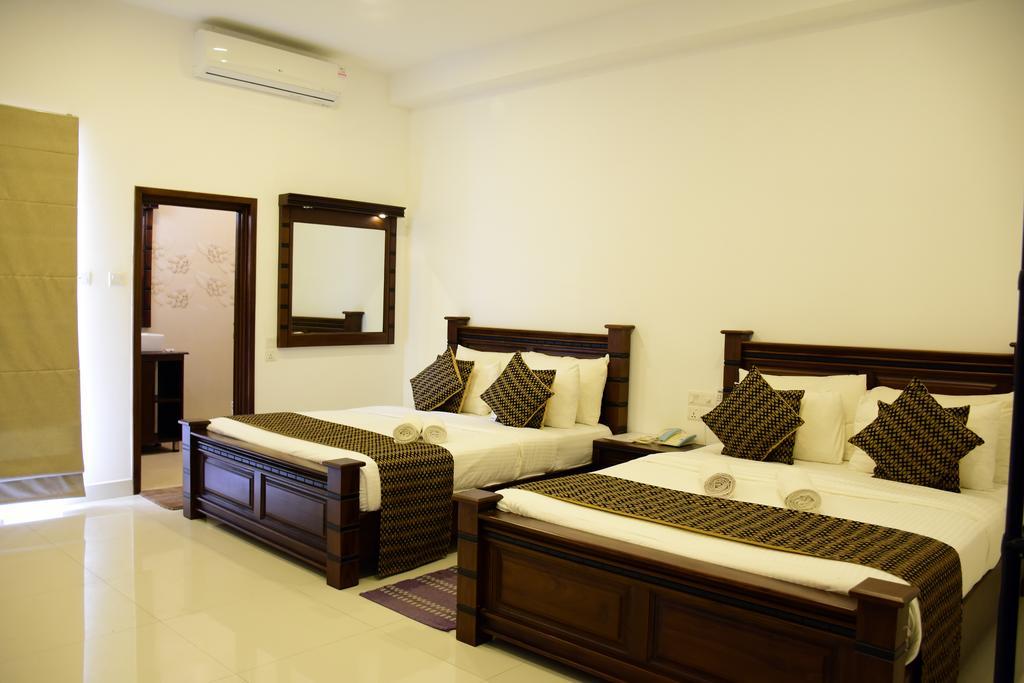 Hotel Bamiyan Kandy Bagian luar foto