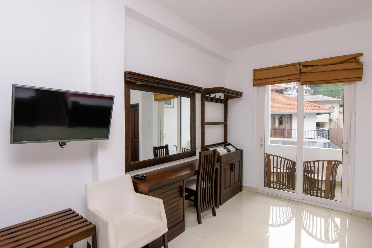 Hotel Bamiyan Kandy Bagian luar foto